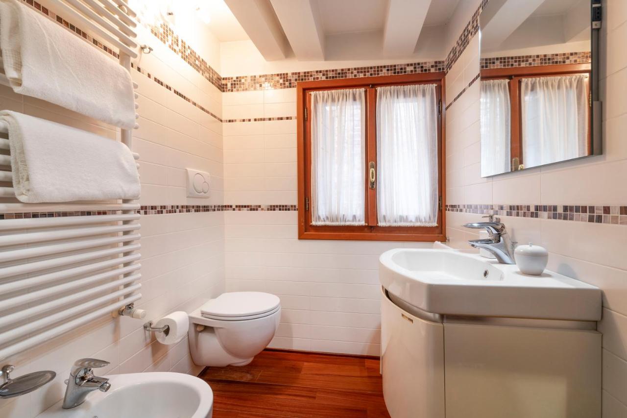 Glass House - Loft 2 Minutes To Rialto Bridge & View Venice Luaran gambar
